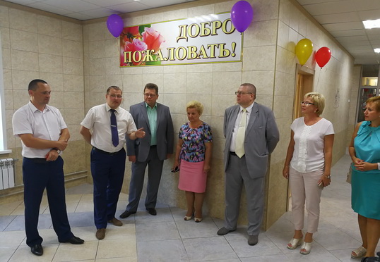 Открытие после ремонта первого этажа поликлиники